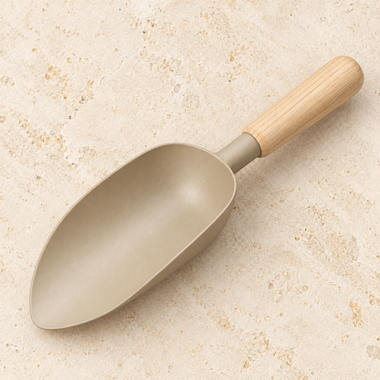 Dune Soil Scoop garden scene and product details